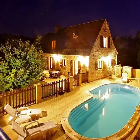 En Pierre 4 Pers Avec Piscine