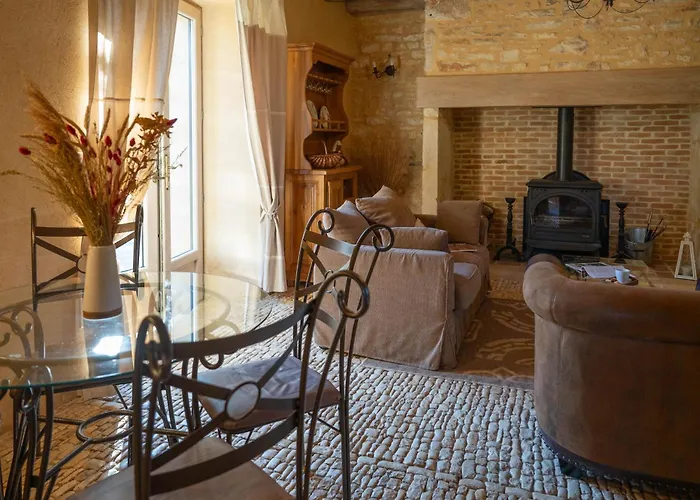 En Pierre 4 Pers Avec Piscine Villa